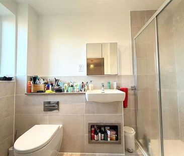 Michael Robbins Way, Mill Hill, NW7 - Photo 2