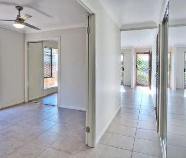 31 Riverside Crescent, Springfield Lakes QLD 4300 - Photo 3