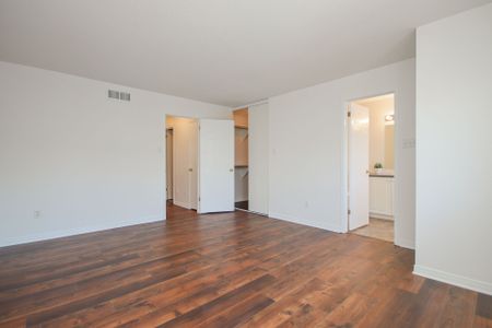 For Lease - 328 STATEWOOD Drive, Kanata, Ontario - Photo 5