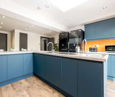 1 bedroom in a house share to rent - Photo 3