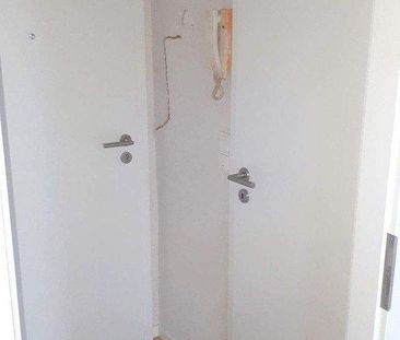 Modernisiertes Apartment mit Balkon - Photo 2