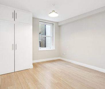 77a High Street, Walton On Thames, Surrey, KT12 - Photo 6