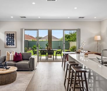 Light-Filled Modern Home - Photo 3