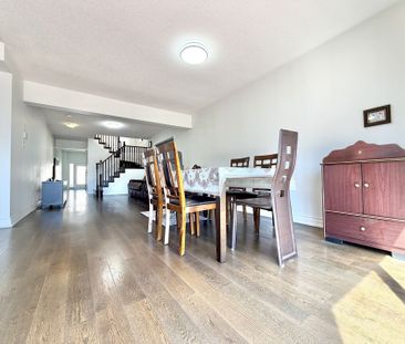 For Lease - 7 Barnham Street, Ajax, Ontario - Photo 2