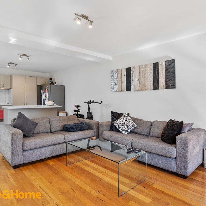 Generous Family Townhouse - Photo 1