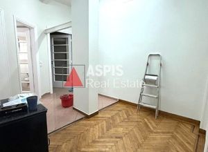 Διαμέρισμα για ενοικίαση - Εξάρχεια - Νεάπολη - Φωτογραφία 2