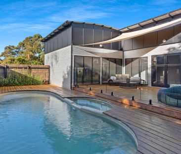 12 Roscius Place, Sorrento - Photo 1
