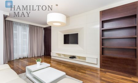 Warszawa, Śródmieście, Grzybowska - Zdjęcie 2