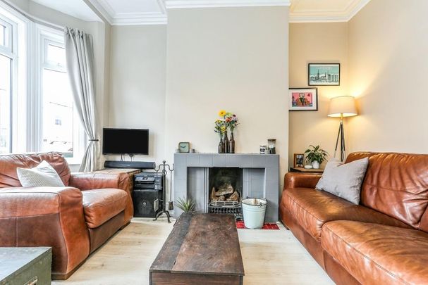 2 Bed Terraced House, Sovereign Road, CV5 - Photo 1