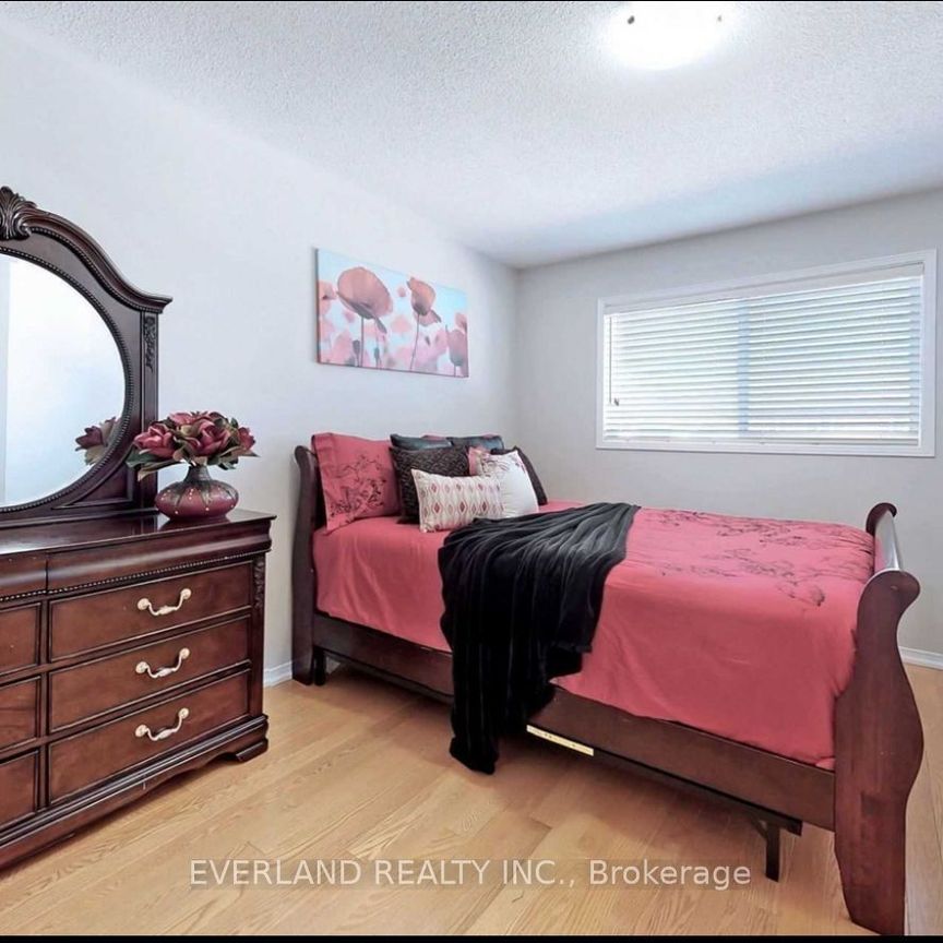 For Lease - 806 Castlemore Avenue, Markham, Ontario - Photo 1