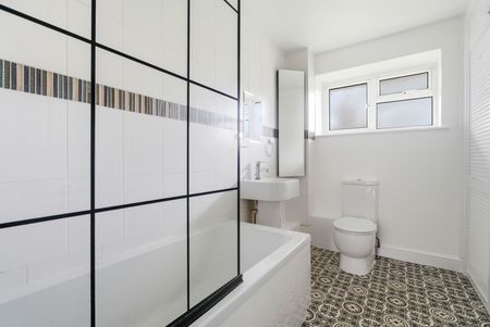 Available from 23/02/2026 - Photo 5