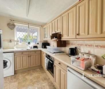 3 bedroom terraced house to rent - Photo 5
