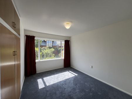 11 Sevenoaks Drive, Burnside - Photo 3