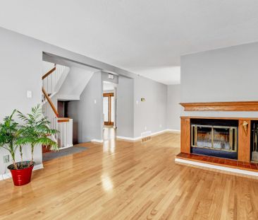 For Lease - 52 Ventnor Way, Barrhaven, Ontario - Photo 2