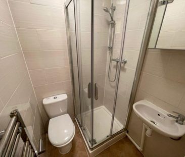 4 bedroom terraced house to rent - Photo 1