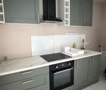 Location Appartement 3 pièces 69m² ANGERS 49100 - Photo 2