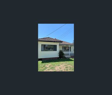 102 College Street, Cambridge Park, NSW 2747 - Photo 2