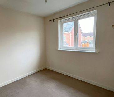 Maisonette to rent on - Photo 1