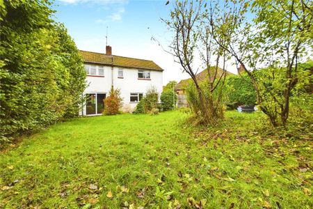 3 bedroom detached house to rent - Photo 3