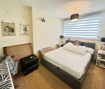 3 bedroom semi-detached to rent Lanercost Way, Stoke Park - Photo 4