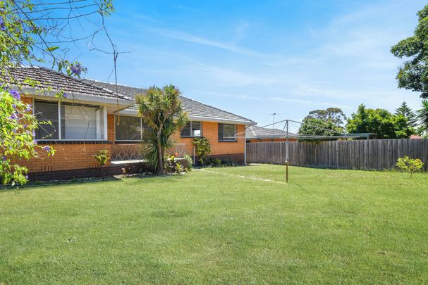 BEAUTIFULLY RENOVATED HOME - Photo 1
