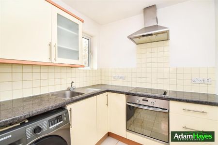 2 bedroom maisonette to rent - Photo 4