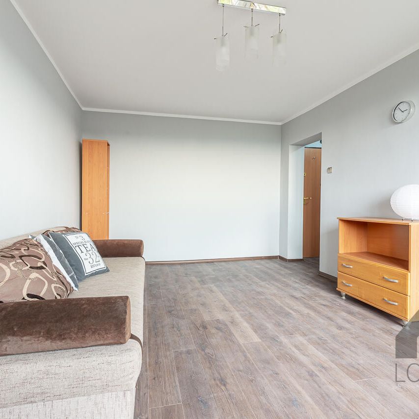 Słoneczna kawalerka na Podwalu w Jaworznie do wynajęcia | Spacer 3D - Фото 1