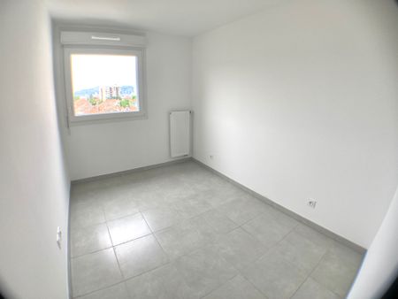 APPARTEMENT T3 RECENT QUARTIER LA TIMONE, - Photo 5