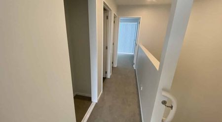 3 bedroom with garage - Photo 5