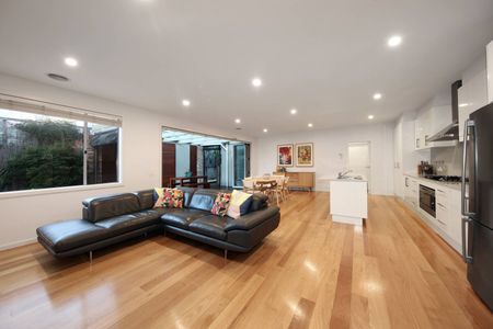 2/1 Wonga Court, Bentleigh East - Photo 2