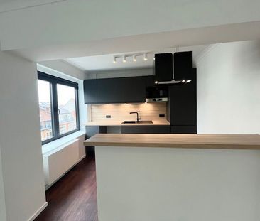 Appartement te huur in Woluwe-Saint-Lambert - Photo 5