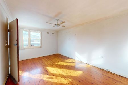 19 Tahlee Avenue, Woodberry NSW 2322 - Photo 2
