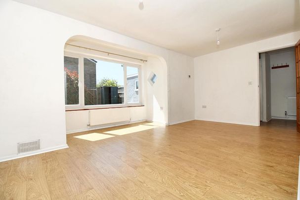 3 bedroom end of terrace house to rent - Photo 1