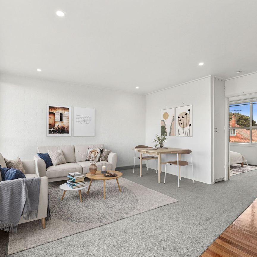 City Apartment Close To Eastern Beach - Photo 1