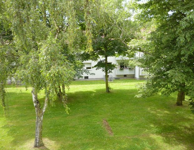 Demnächst frei! 3-Zimmer-Wohnung in Duisburg Ungelsheim - Photo 1