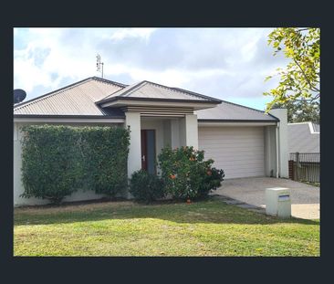 35 Koolivoo Parade, Boyne Island, Qld 4680 - Photo 2