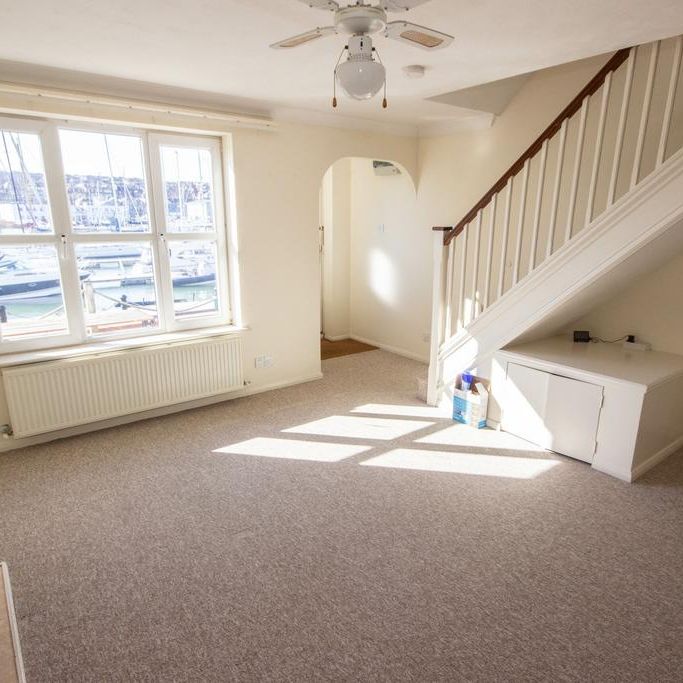 2 bedroom end of terrace house to rent - Photo 1