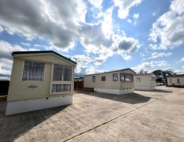 2 bedroom house to rent - Photo 1