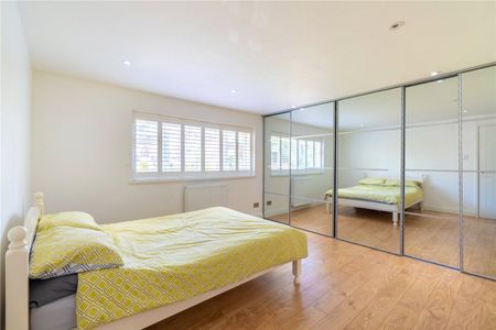 4 bedroom detached house to rent - Photo 4