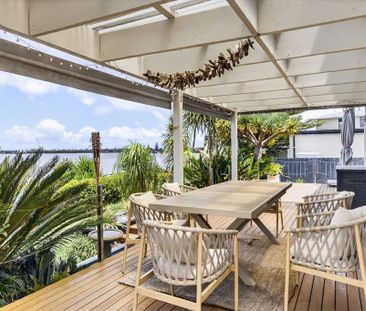 Waterfront Luxury with Private Jetty - Photo 6