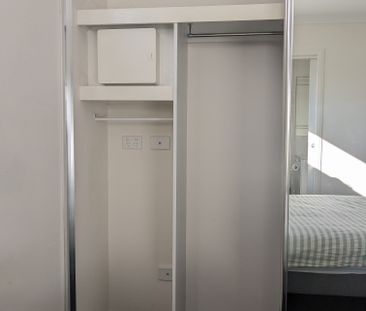 Coolbellup - Photo 1