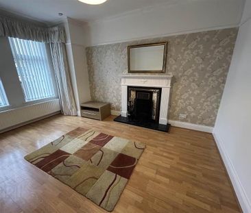 3 Kinnegar Road, Holywood, BT18 9JN - Photo 2