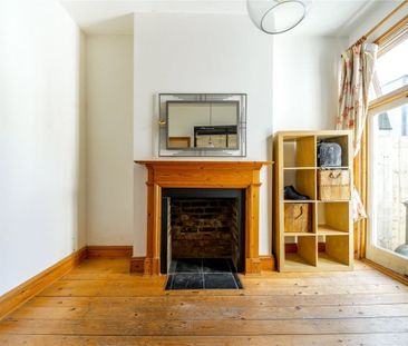 2 bedroom maisonette to rent - Photo 5