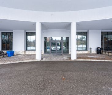 For Lease - 11121 Yonge Street Unit# 304, Richmond Hill, Ontario - Photo 3