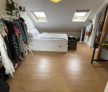 3 bedroom apartment to rent - Photo 3