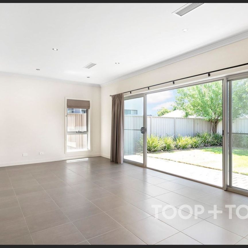 Beauty on Britton - Photo 1