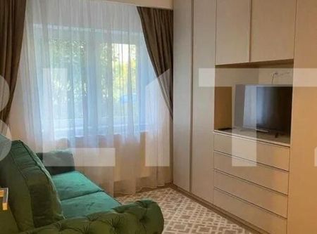 Apartament cu 3 camere, 65 mp, prima inchirere, zona Scortarilor - Photo 2