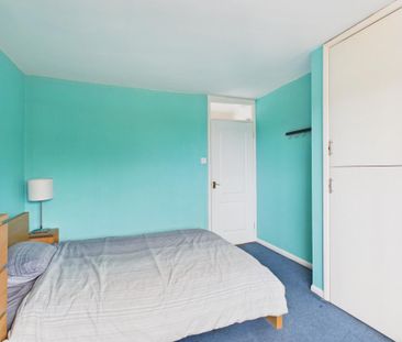 2 bedroom end of terrace house to rent - Photo 4