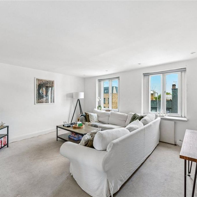 2 bedroom maisonette to rent - Photo 1
