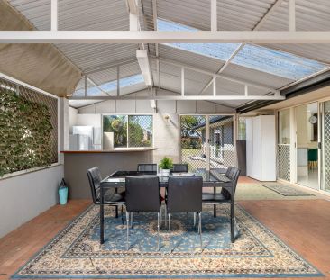 Immaculate Four-Bedroom Family Home in Exclusive Kuraby Cul-de-Sac - Photo 3